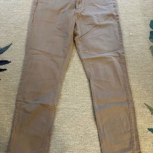 Kaki color Vineyard Vines 5 pocket pant. 36x32.